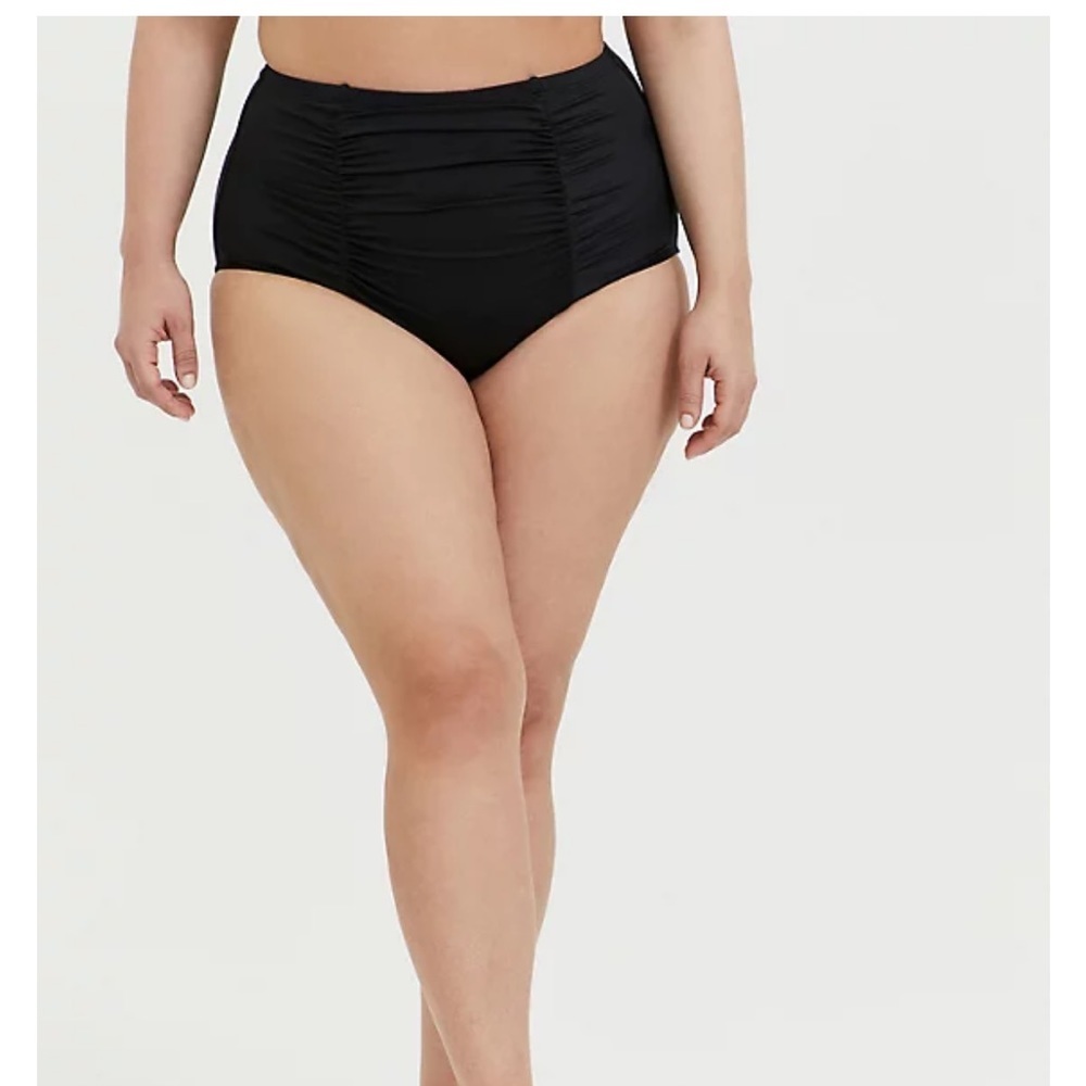 New! Torrid sz 3 High Waisted Ruching Swim Bathing Suit Bottoms 3X‎